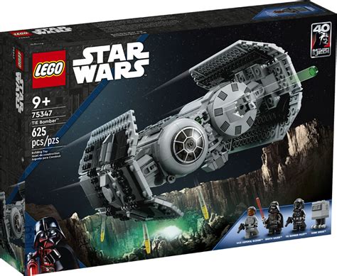 Capture every detail of Darth Vader’s Executor Super Star Destroyer from the classic Star Wars™ trilogy with this collectible building set for adults